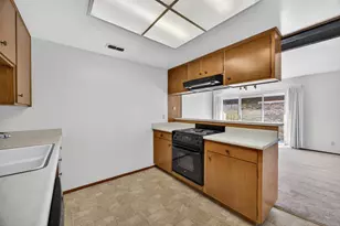 1917 Belcot Rd, Sacramento, CA 95825 - Photo 11