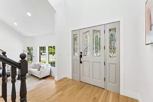 7 Chicory Bend Ct, Sacramento, CA 95831 - Photo 5