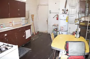 128 E Sonora St, Stockton, CA 95203 - Photo 7