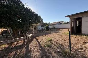 370 N Lindale St, Porterville, CA 93257 - Photo 13