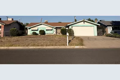 370 N Lindale Street, Porterville, CA 93257 - Photo 1