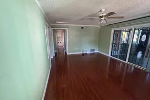 7234 Carmi St, Sacramento, CA 95828 - Photo 7