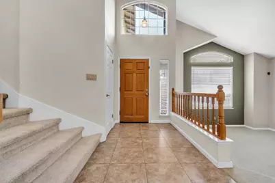 9186 Lagrange Court, Elk Grove, CA 95624 - Photo 5