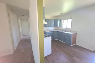 6736 Medora Dr, North Highlands, CA 95660 - Photo 5