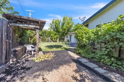 1460 Peach Tree Lane, Yuba City, CA 95993 - Photo 31