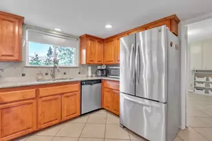1460 Peach Tree Ln, Yuba City, CA 95993 - Photo 13