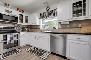 5932 Huntley Ct, Riverbank, CA 95367 - Photo 9