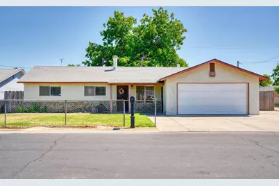 1636 Woodworth Avenue, Modesto, CA 95351 - Photo 1