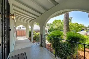 8340 Marina Greens Way, Sacramento, CA 95826 - Photo 5