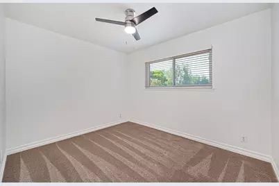 8340 Marina Greens Way, Sacramento, CA 95826 - Photo 27