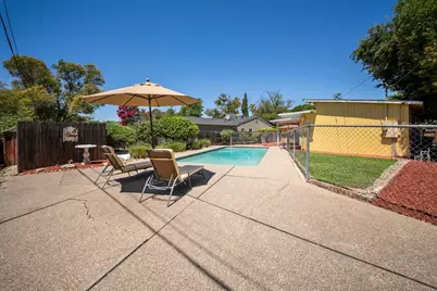 1226 Elmwood Avenue, Stockton, CA 95204 - Photo 29