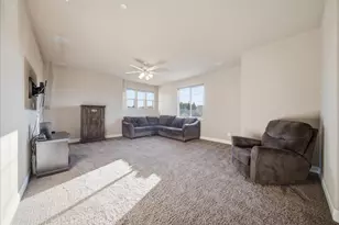 325 White Feather Ct, Roseville, CA 95747 - Photo 25