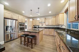 325 White Feather Ct, Roseville, CA 95747 - Photo 19