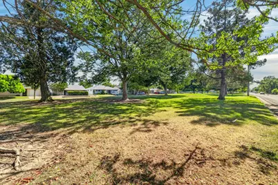 7021 21st Ave., Sacramento, CA 95820 - Photo 37