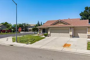 2901 Gambler Hill Ct, Riverbank, CA 95367 - Photo 3