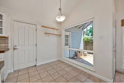 8205 Tanoak Way, Citrus Heights, CA 95621 - Photo 13