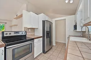 8205 Tanoak Way, Citrus Heights, CA 95621 - Photo 19