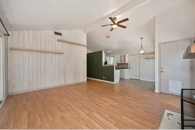 8205 Tanoak Way, Citrus Heights, CA 95621 - Photo 11