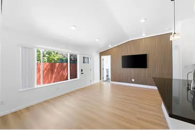 8953 Monterey Oaks Drive, Elk Grove, CA 95758 - Photo 19