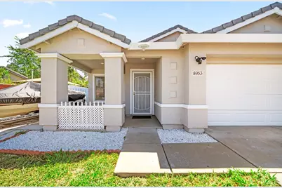 8953 Monterey Oaks Drive, Elk Grove, CA 95758 - Photo 13