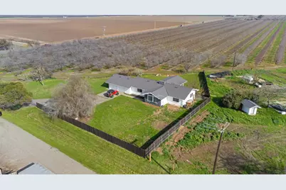 4084 Fresno, Le Grand, CA 95333 - Photo 1