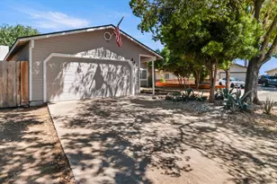 844 Emory Ct, Merced, CA 95341 - Photo 1