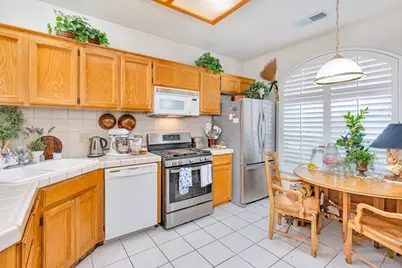 385 N 1st Street, Los Banos, CA 93635 - Photo 7