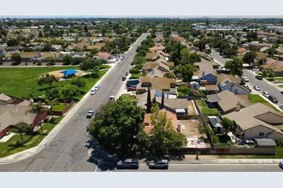 385 N 1st Street, Los Banos, CA 93635 - Photo 31