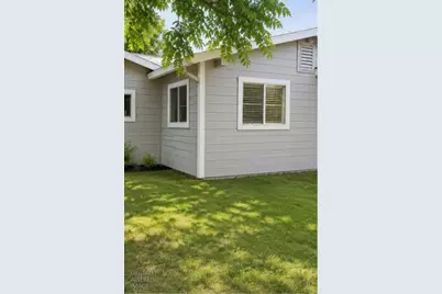 1052 Irene Street, Stockton, CA 95206 - Photo 9