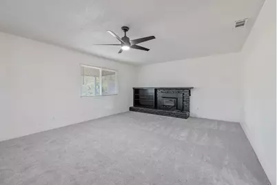 988 Laurel Avenue, Lindsay, CA 93247 - Photo 19