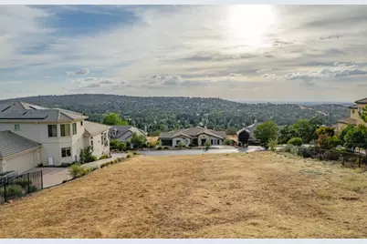 5207 Breese Circle, El Dorado Hills, CA 95762 - Photo 17