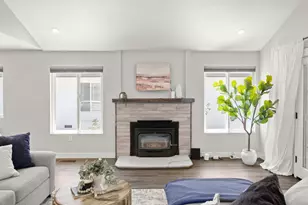 13146 Torrey Pines Dr, Auburn, CA 95602 - Photo 9