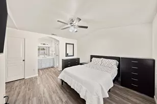 7579 Sunmore Ln, Sacramento, CA 95828 - Photo 25
