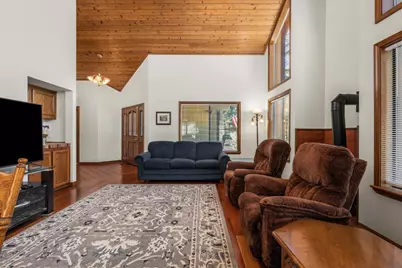 17608 Lake Forest Drive, Penn Valley, CA 95946 - Photo 5