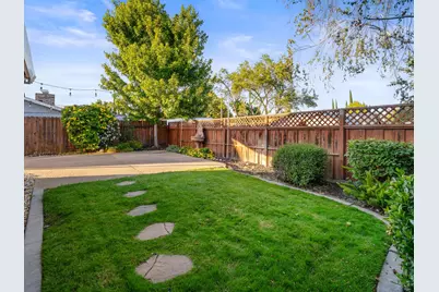 7737 N Ridge Drive, Citrus Heights, CA 95610 - Photo 21