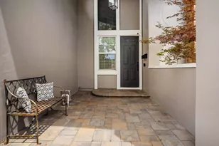7737 N Ridge Dr, Citrus Heights, CA 95610 - Photo 5