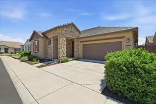 3910 Del Arco Ln, Sacramento, CA 95834 - Photo 3