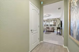 3910 Del Arco Ln, Sacramento, CA 95834 - Photo 5