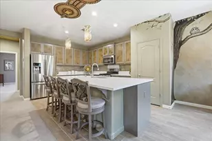 3910 Del Arco Ln, Sacramento, CA 95834 - Photo 13