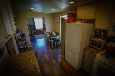 835 S Sacramento Street, Lodi, CA 95240 - Photo 9
