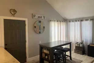 861 E St, Los Banos, CA 93635 - Photo 11