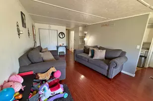 Jantzen, Modesto, CA 95357 - Photo 7