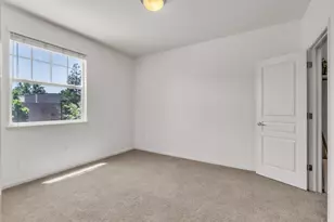 9575 Coney Island Cir, Elk Grove, CA 95758 - Photo 9