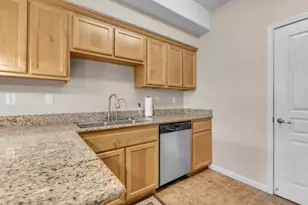 9575 Coney Island Cir, Elk Grove, CA 95758 - Photo 21
