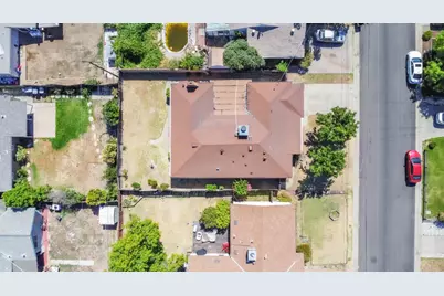 2047 Edwin Way, Sacramento, CA 95825 - Photo 7