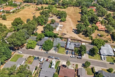 8609 El Sobrante Way, Orangevale, CA 95662 - Photo 29