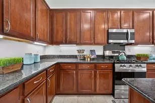 410 Greg Thatch Cir, Sacramento, CA 95835 - Photo 11