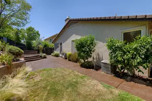 2921 Fox Hill Dr, Rocklin, CA 95765 - Photo 29
