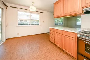 208 Cottonwood St, Woodland, CA 95695 - Photo 11