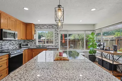 6373 Navion Drive, Citrus Heights, CA 95621 - Photo 9